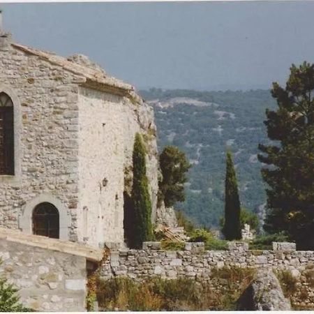 Ancienne Chapelle Du 12E Siecle Restauree En Maison De Caractere Sur Falaise Aigueze Eksteriør billede